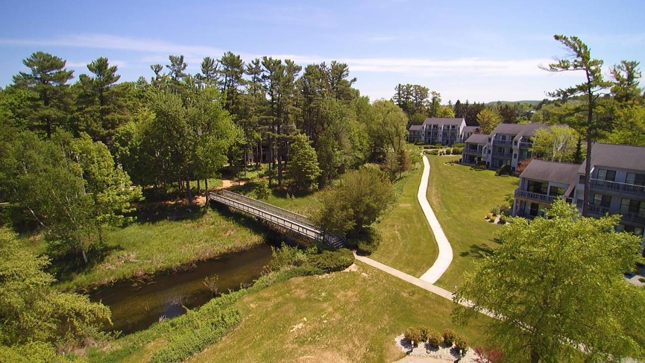 Beautiful 2 Bedroom Lakeside Condo At The Shores Травърс Сити Екстериор снимка
